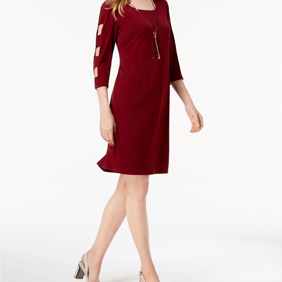 Como Black Dresses & Skirts - Como Black Burgundy Long Sleeve Shift Dress 2X